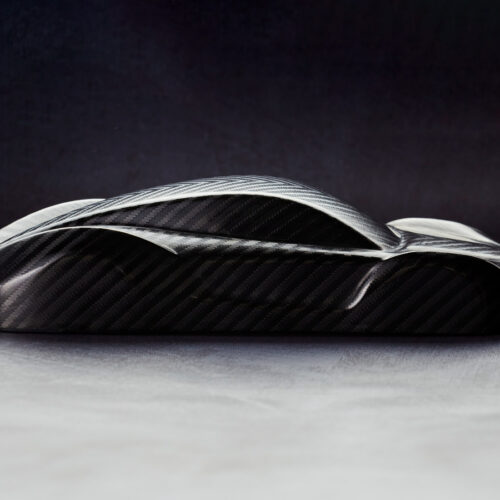 Imagen de fotografía de producto centrada en los acabados y detalles de Hispano Suiza, resaltando materiales y diseño con una buena iluminación. Fotografía ideal para uso en catálogos, publicidad y comunicación de marca.