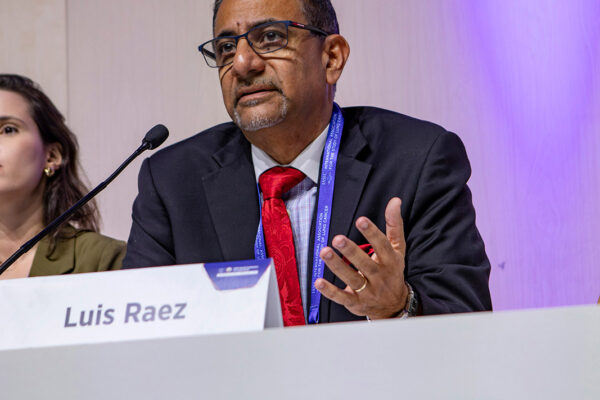 Foto de ponencia WCLC2025 Barcelona | NUA Estudio Fotografía de ponencia en el Congreso Mundial de Cáncer de Pulmón 2025 (WCLC2025) en Barcelona, realizada por NUA Estudio.